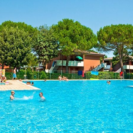 Azzurro Apartment Bibione Exterior photo