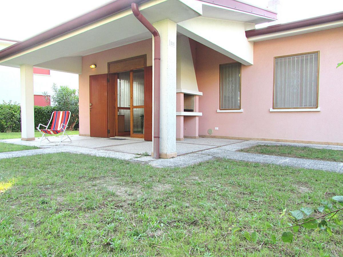 Azzurro Apartment Bibione Exterior photo