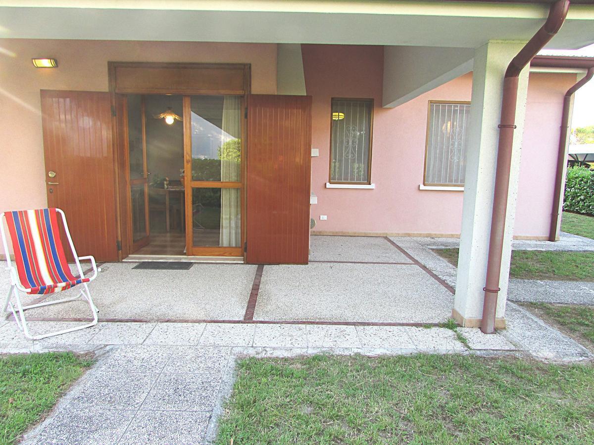 Azzurro Apartment Bibione Exterior photo