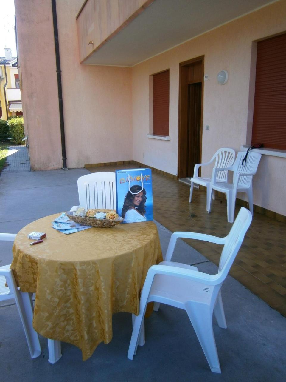 Azzurro Apartment Bibione Exterior photo