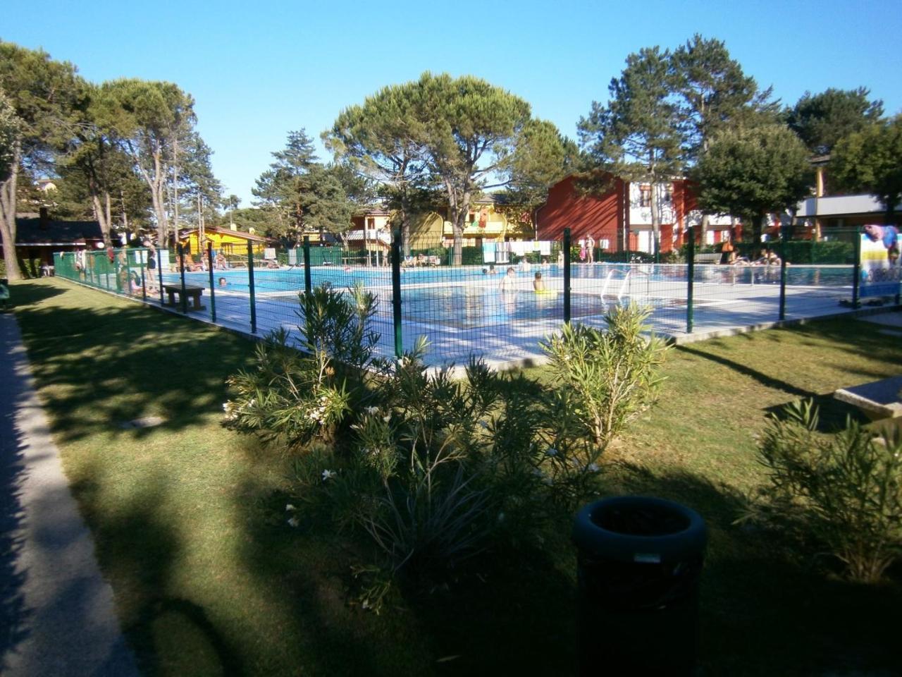 Azzurro Apartment Bibione Exterior photo